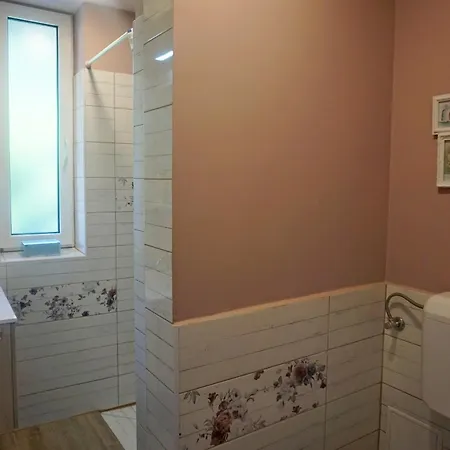 Tuender Roza Apartmán Miškovec