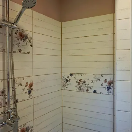 Tuender Roza Apartmán