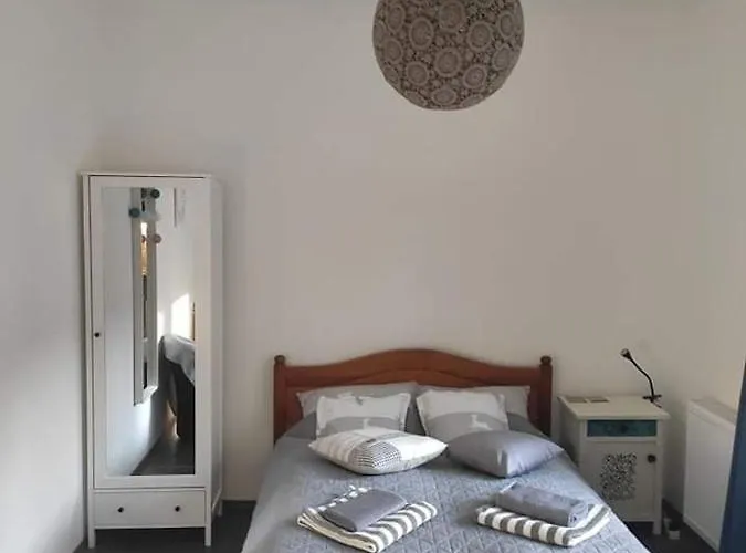 Апартаменты Tuender Roza *