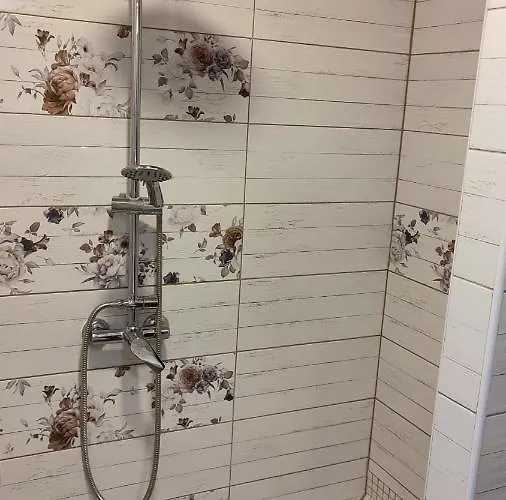 Tuender Roza Мишкольц