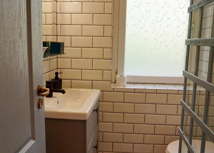 Apartament Tuender Roza *