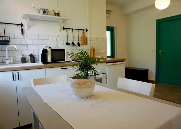 Tuender Roza Апартаменты Мишкольц